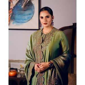 Conjunto de Top y Pantalón de Diseñador para Mujer con Dupatta para Fiestas - Product Image 2