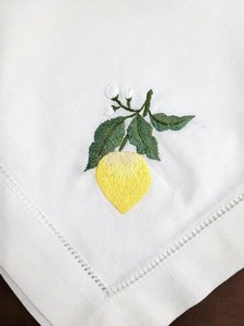 Serviette en coton brodée personnalisée, style classique, motif citron, délavage à la pierre, ourlet festonné, 60x60cm, faite à la main, réutilisable, lavable en machine, vente en gros - Product Image 3