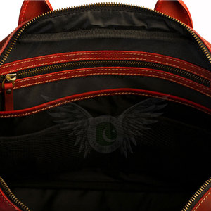 Sac pour ordinateur portable, idéal pour transporter des matériel et des accessoires de travail, espace pour les appareils et les dossiers - Product Image 3