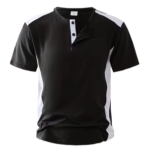 เสื้อกอล์ฟผู้ชายผ้าฝ้าย 100% พิมพ์ลายโลโก้ด้านหน้าด้วยเทคนิคไหมพรม คอกลม แขนสั้น คุณภาพสูง รับผลิตตามแบบ OEM - Product Image 1