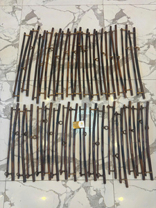 Cintre en bambou artisanal pour kimono, obi, tapisserie, couette et décoration Wabi Sabi - Product Image 1