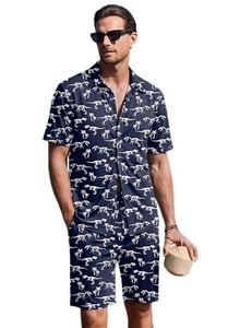 Ensemble 2 pièces de style hawaïen tropical pour hommes, chemise boutonnée et short assorti, tenue d'été - Product Image 1