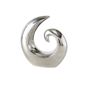 Grande sculpture en aluminium doré en forme de feuille de bananier, statue moderne glamour pour la décoration intérieure, avec base en marbre noir, grande statue en métal sur pied. - Product Image 3