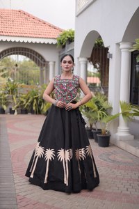 High on Demand with Cotton Designer Party Wear New Navratri Chaniya Choli Available at Export Price - Product Image 5