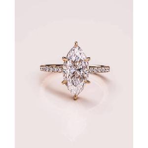 Bague en argent sterling 925 avec diamant moissanite taille marquise et pierre brillante, bijou de fiançailles élégant et luxueux pour femme - Product Image 1