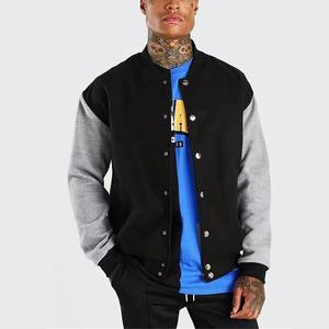 เสื้อโค้ทวูลแบบ Letterman สำหรับผู้ชาย สไตล์วิทยาลัย แบบ OEM สั่งทำได้ คอตั้ง แต่งผ้าแบบ Patchwork ขายส่งราคาถูก อุปกรณ์เสริมฤดูหนาว - Product Image 1