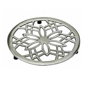 Sous-plat moderne en métal motif feuille de Monstera, résistant à la chaleur, support pour casseroles chaudes, protection de table - Product Image 2