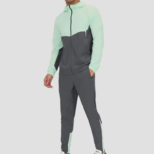 Ensemble de survêtement coupe-vent léger et sans couture à capuche pour la course, le cyclisme et la gym, avec veste et pantalon de survêtement à séchage rapide, design personnalisé, idéal pour l'hiver - Product Image 1