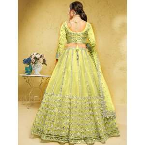 Lehenga Choli de Noche con Detalles en Dorado Amarillo Lima para Compromiso - Product Image 4