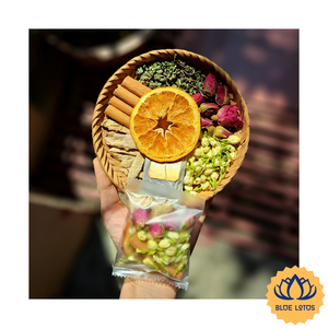 สินค้าขายดี |   ชาผลไม้และดอกไม้ผสม พรีเมียม ชาสมุนไพรแบบใบในถุงพีระมิด สำหรับร้านกาแฟ โรงแรม นำเข้าจากเวียดนาม - Product Image 1