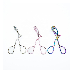 Recourbe-cils manuel en acier inoxydable personnalisé avec logo, classe I, réutilisable, certifié CE, norme ISO13485, instrument de beauté pour salon - Product Image 2