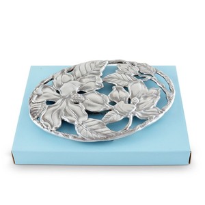 Oval Stainless Steel <b>Trivet</b> with Magnolia Flower Design Classic Table Mat Decorative Heat Resistant Placemat - Product Image 3