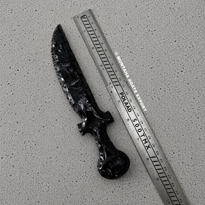 Épée décorative artisanale en obsidienne noire durable, figurine de 8 pouces, lame en pierre naturelle, pièce d'art de collection - Product Image 4