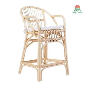 Silla alta de ratán Nhat Minh con respaldo de listones, diseño tropical ecológico para comer. - Product Image 1