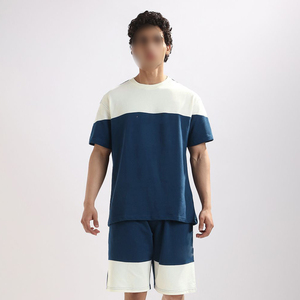 บริการ OEM ODM ชุดลำลองฤดูร้อนแบบถัก ระบายอากาศได้ดี คอกลม ดีไซน์ใหม่ล่าสุด เสื้อยืดและกางเกงขาสั้นผ้าฝ้ายสีตัดต่อสำหรับผู้ชาย - Product Image 1