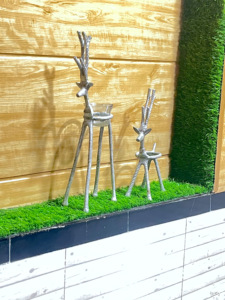 Elegante escultura de Reno de metal personalizada, adornos navideños de bajo precio en forma de árbol cesto para el hogar, chimeneas, regalos de navidad - Product Image 3