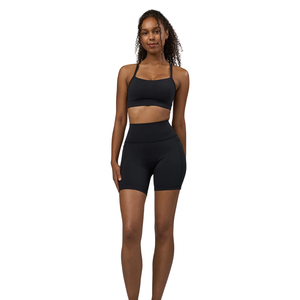 Shorts Deportivos Negros de Cintura Alta para Mujer, con Bolsillos, de Secado Rápido, Tejido Elástico de Spandex y Poliéster, Corte Regular - Product Image 2