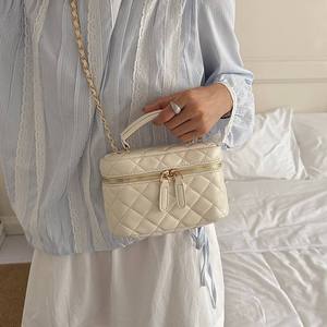 Women's PU Leather <b>Quilted</b> Tote Handbag Fashion Luxury Shoulder Messenger Bag Designer Purse Geometric <b>Single</b> Strap Custom Logo - Product Image 2