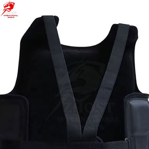 Protège-poitrine en cuir sur mesure de haute qualité, fabriqué au Pakistan avec une fabrication de qualité supérieure, ajustement ergonomique, respirant et durable - Product Image 6