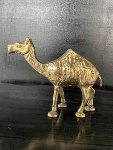 Handcrafted Camel Sculpture in Brass Finish for Coffee <b>Table</b> Decoration and Artistic Living Space Accent - Product Image 2