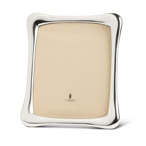 Classic Luxury <b>Gold</b> Metal Photo <b>Frame</b> with Organic Artistic Curved Edges Premium Minimalist Designer Tabletop <b>Picture</b> <b>Frame</b> - Product Image 3