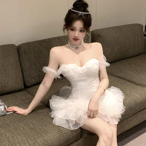 Robe de <span class=keywords><strong>demoiselle</strong></span> d'honneur blanche à taille haute pour femmes, sans bretelles, courte, en maille moelleuse avec tissu bronzant pour les mariages et les fêtes - Product Image 4