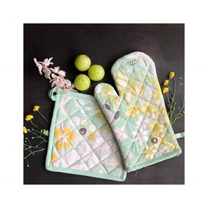Environnement sûr 100% coton brodé matelassé résistant à la chaleur recyclable Value Pack OEM ODM Floral Made In India Kitchen Pot Holder - Product Image 1