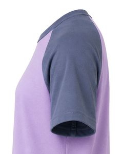 เสื้อยืดแร็กแลนสีม่วงลาเวนเดอร์และสีน้ำเงินสเลทบลูแบบกำหนดเองสำหรับผู้หญิง คอกลม แขนสั้น ผ้าฝ้ายผสมเนื้อนุ่ม ใส่สบายสำหรับฤดูร้อน - Product Image 4