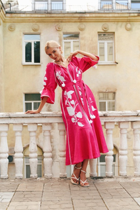 Robe longue décontractée en coton brodé pour femme, style bohème, motif floral rose, col en V, manches longues, coupe ample, taille à nouer - Product Image 5