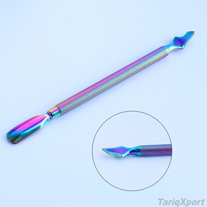 Pousse-cuticules professionnel double embout en acier inoxydable, bâtonnet de manucure finition arc-en-ciel, design double tête - Product Image 4