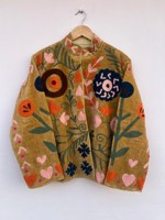 Veste Bomber Bohème Ethnique en Velours Suzani Bleu, Tricotée, Matelassée, Respirante, Faite à la Main, Broderie Lettre, 100% Coton