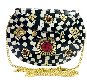 กระเป๋าคลัทช์ทำงานสำหรับผู้หญิงกระเป๋าคลัทช์โลหะแนวเย็นกระเป๋าทรงซองจดหมายกระเป๋าสะพายไหล่แฟชั่นแนววินเทจโดยงานฝีมือสุดหรู - Product Image 1