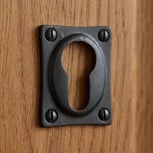 Placas de hierro para escudos de cerradura más vendidas con protección antirrobo para puertas de seguridad, puertas de entrada, puertas de oficina y hogar, disponibles para la venta - Product Image 6