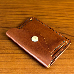 Portefeuille en cuir à prix abordable, portefeuille fin pour homme avec emplacements pour cartes, poche à monnaie et design pour usage quotidien - Product Image 1