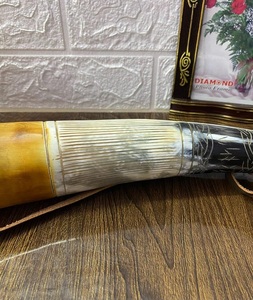 Corne de buffle artisanale authentique et écologique pour homme et femme, style moderne, pour Noël - Product Image 3
