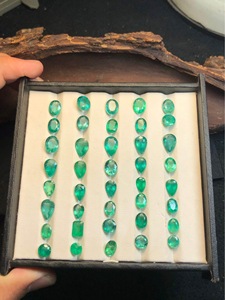 Piedras Preciosas de Esmeralda Natural Facetadas, Corte Esmeralda, Color Verde, Venta al Por Mayor para la Fabricación de Joyería - Product Image 4