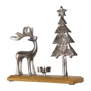 Support de bougie en métal durable pour décoration de Noël, motif renne et sapin, pour une utilisation festive - Product Image 1