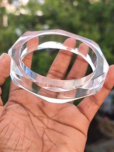 กำไลข้อมืออะคริลิคทำมือคุณภาพสูง สไตล์ฮิต กำไลเรซิ่นใส เหมาะสำหรับผู้หญิง ใช้ในงานปาร์ตี้ งานแต่งงาน ของขวัญวันเกิด - Product Image 2