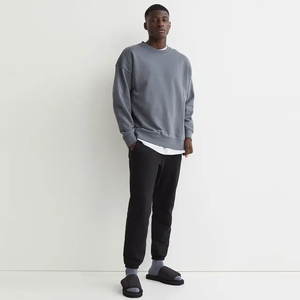 Fabricant OEM de streetwear décontracté et chaud, essentiel pour l'hiver, sweat à capuche oversize pour homme en polaire épaisse, fournisseur de vêtements de sport personnalisés - Product Image 3