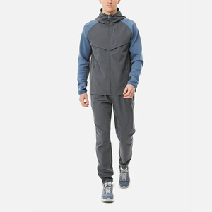 Ensemble de survêtement coupe-vent pour homme de qualité supérieure avec logo personnalisé, veste et pantalon respirants à séchage rapide pour un style de vie actif - Product Image 1