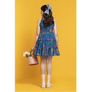 Vestido Largo Elegante con Estampado de Loto Azul, Diseño Único, Corte Holgado Informal, Disponible a Precio de Fábrica - Product Image 2