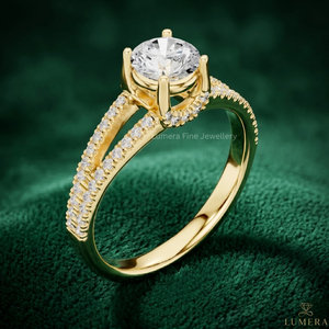 Anillo de compromiso de oro de 9K, 10K, 14K, 18K con corte redondo de moissanita (alternativa al diamante) y vástago dividido, con diamante cultivado en laboratorio certificado por IGI - Product Image 4