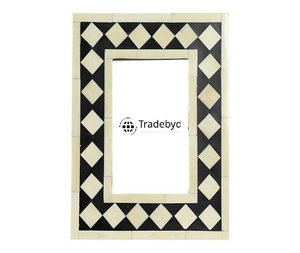 Marco de Fotos de Lujo Hecho a Mano con Incrustaciones de Hueso, Acabado Brillante y Opción de Logotipo Personalizado por Tradebyd - Product Image 1