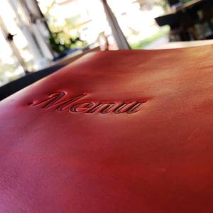 Porta Menús de Cuero Genuino para Restaurante, Cafetería, Hotel, Libro de Menús con Acabado de Lujo Duradero LMC-0086 - Product Image 5