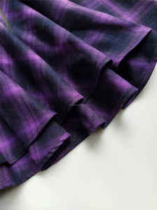 ชุดนักเรียนหญิงแบบกilt ผ้าโพลีเอสเตอร์ผสมคอตตอน ระบายอากาศได้ดี พร้อมเสื้อและกilt  รับสกรีนโลโก้ตามแบบ สีตามสั่ง และบริการ OEM - Product Image 3