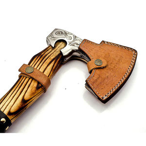 ขวานตีลวดลาย Burraq Custom ขนาด 19 นิ้ว ทำมือจากเหล็กกล้าคาร์บอน ด้ามไม้พะยูง สำหรับกิจกรรมกลางแจ้ง ตั้งแคมป์ ล่าสัตว์ ใช้ในครัวเรือน งาน DIY อุตสาหกรรม หรูหรา - Product Image 5
