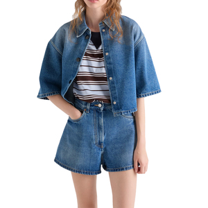 Trending Custom Women's <b>Cropped</b> <b>Denim</b> Shirt Oversized Casual Premium Streetwear OEM Fashion Button Up <b>Denim</b> Top Private Label - Product Image 3