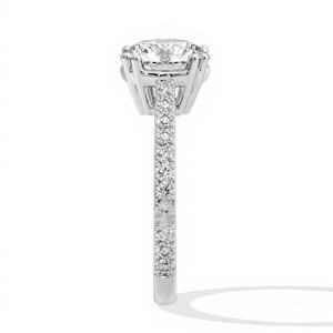 Anillo de Compromiso con Diamante Redondo de 2 Quilates, Creado en Laboratorio, con Banda Pavé y Engaste Solitario de 8 Puntas, en Oro Blanco Clásico Certificado, Ideal para Regalo de Boda - Product Image 3
