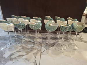 Gobelet à cocktail élégant en forme de coquillage avec pied en verre transparent pour la décoration de bar à domicile, fabrication vietnamienne - Product Image 4