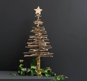 Árbol de Navidad de madera de pino natural de alta calidad hecho a mano con base para decoración navideña del hogar por Barkah Star. - Product Image 4